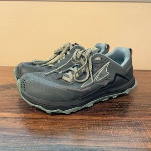 Altra Lone Peak 5 Trail Running Women’s Shoe, size 7 wide